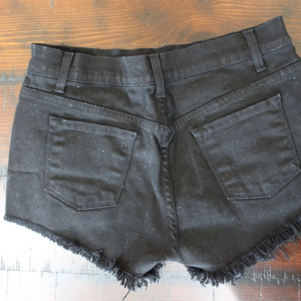 O2 Denim High Rise Black Jean Shorts - Picture 5 of 11